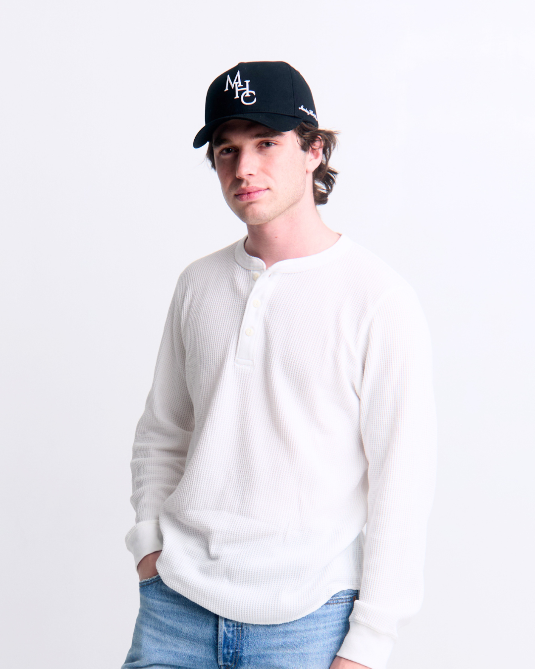 MHC Script Snapback | Black